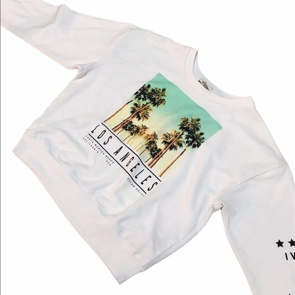 💫4/30 F21 Cropped Graphic Sweatshirt